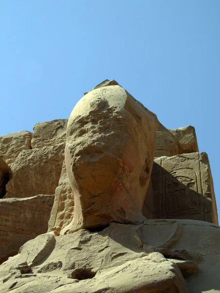 Karnak tempel statue 11 - Stock-foto