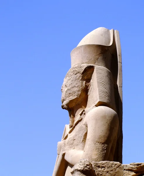 Estátua do templo de Karnak 09 — Fotografia de Stock
