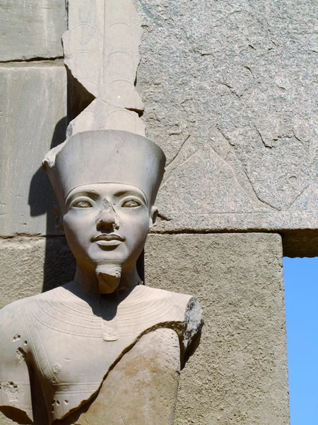 Estátua do templo Karnak 03 — Fotografia de Stock