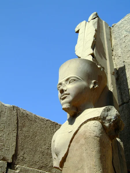 Estátua do templo de Karnak 04 — Fotografia de Stock