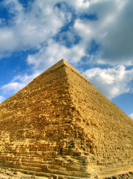 Пирамида HDR 01 — стоковое фото