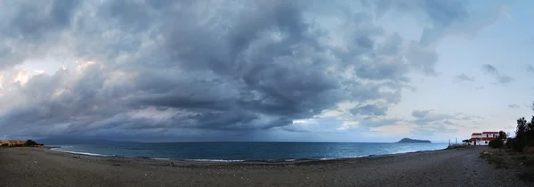 Gerani fırtına panorama — Stok fotoğraf