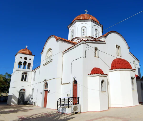 Rethymnon biały kościół panorama — Zdjęcie stockowe