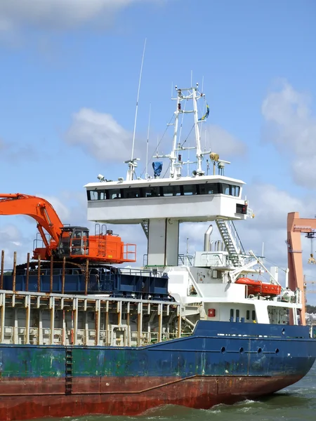 Endüstriyel kargo gemisi detay — Stok fotoğraf