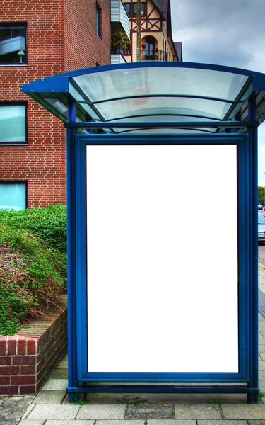 Автобусная остановка с пустым билбордом HDR 03 — стоковое фото