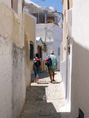 Santorini tourists