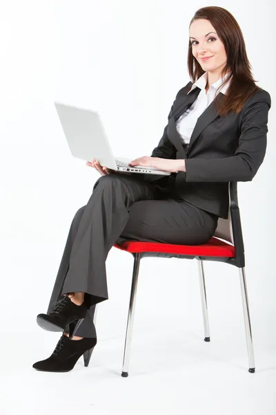 Business nainen tietokone — kuvapankkivalokuva