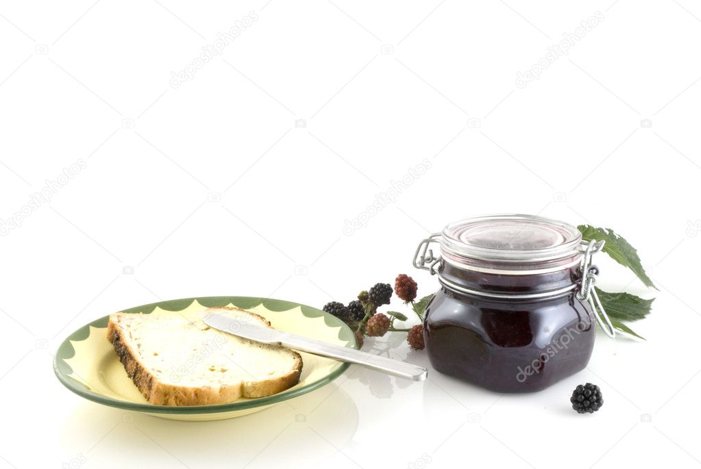 Blackberry jam with bread