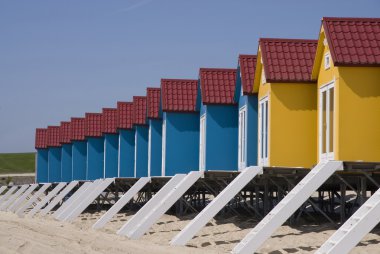 Beach houses clipart