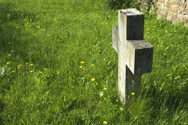 Simple grave — Stock Photo, Image