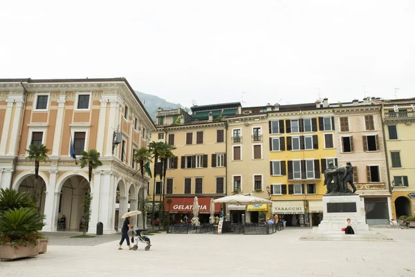 Aldeia típica italiana — Fotografia de Stock