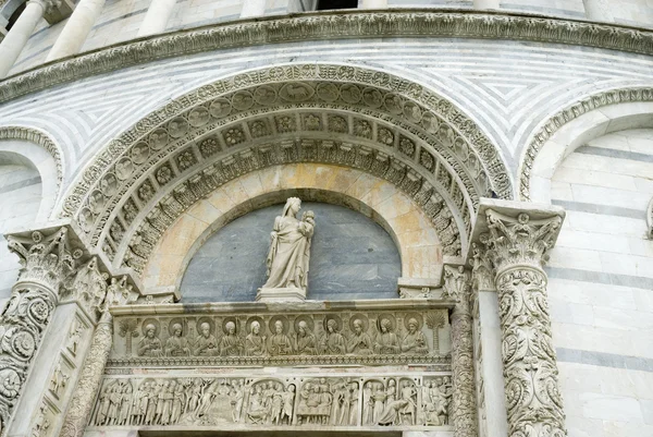 Pisa baptistery — Stockfoto