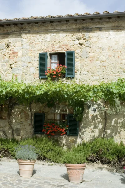 Romantische Italiaanse house — Stockfoto