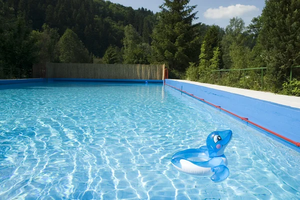 Piscina-piscina — Fotografia de Stock