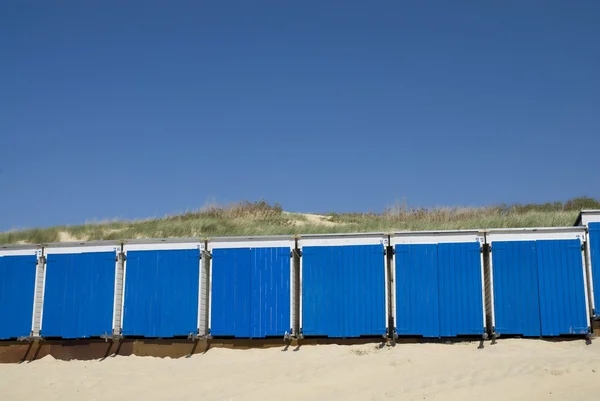 Modrá malá pláž domy — Stock fotografie