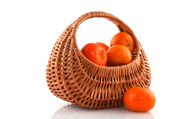 Cesta de mandarinas — Foto de Stock
