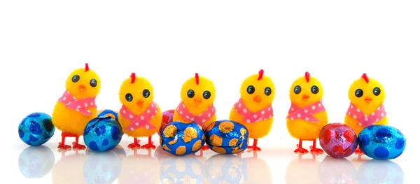 Rolig påsk kycklingar — Stockfoto