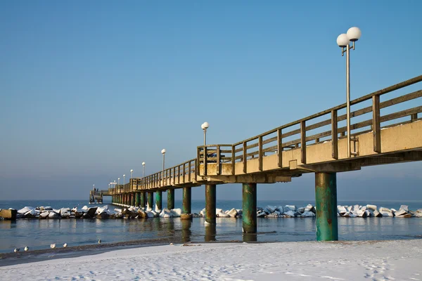 Pier in de winter — Stockfoto