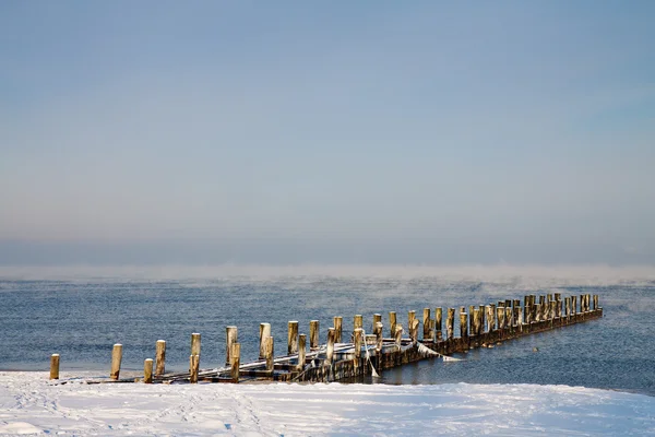 Groyne in winter — Stock Photo, Image