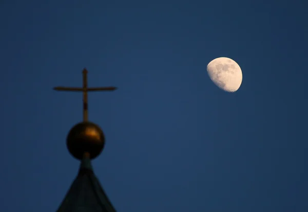 Moon and steeple — Stock Photo, Image