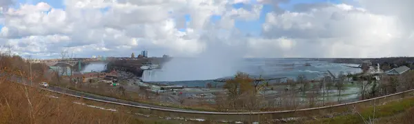 Panorama der kanadischen Niagarafälle — Stockfoto