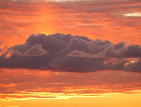 Kırmızı günbatımı — Stok fotoğraf