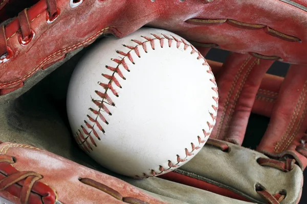Baseball och mitt Stockbild
