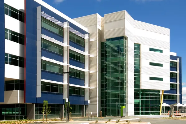 Edificio de oficinas — Foto de Stock