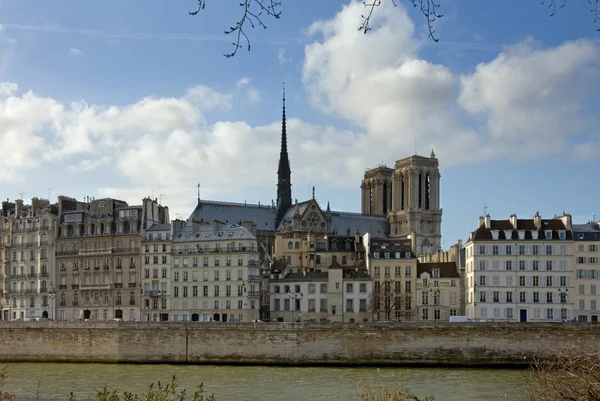 Река Мбаппе, Париж, Франция — стоковое фото