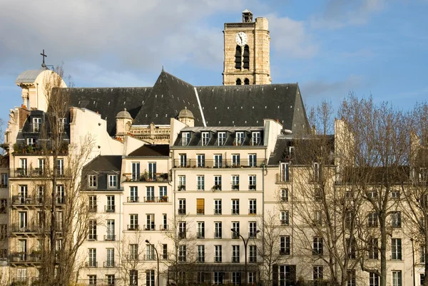 Apartamentos parisinos —  Fotos de Stock