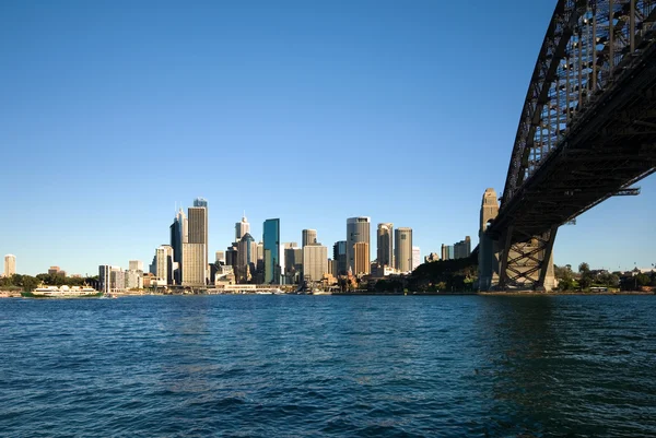 悉尼港湾大桥和CBD — 图库照片