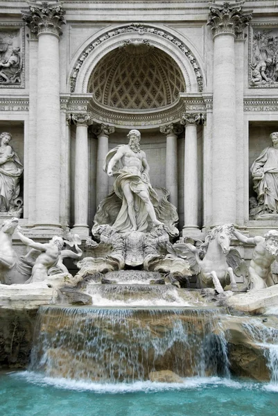 La Fontana de Trevi - Roma —  Fotos de Stock
