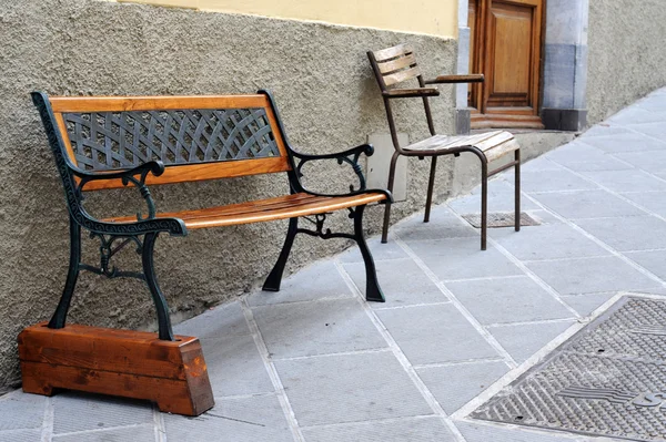Seats on the street in Tuscany, Italy — Stock Photo, Image