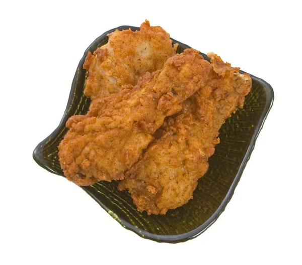 Plate av stekte kyllingstykker – stockfoto