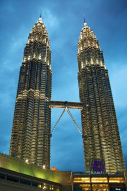 The Petronus Twin Towers clipart