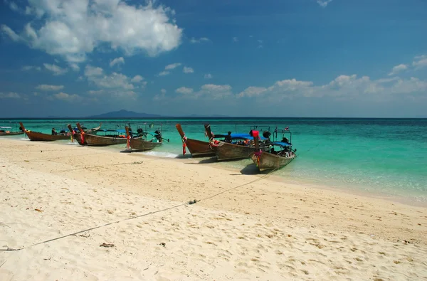 Bamboo island boats — Stock Photo, Image