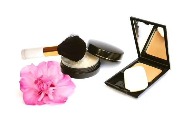 Make-up en bloem — Stockfoto
