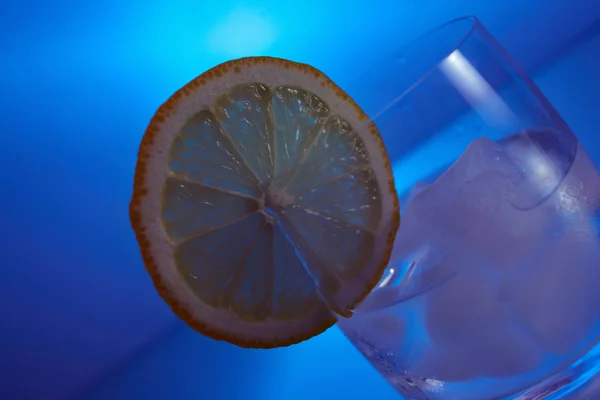 Vodka con limón —  Fotos de Stock
