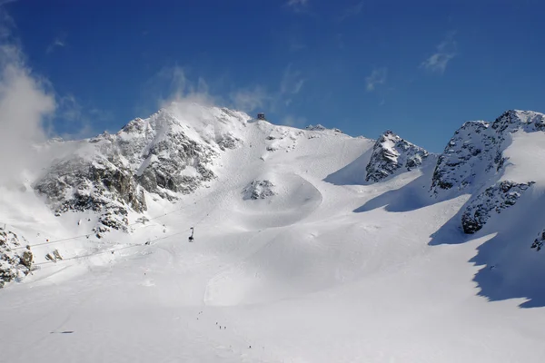 Зимові Альпи гірський курорт — стокове фото