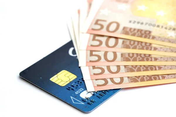 Kreditní karty a eurobankovky Stock Snímky