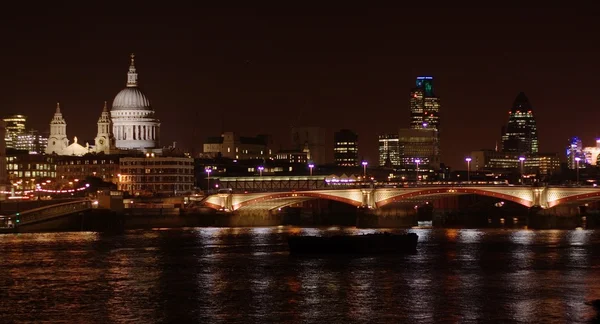 Noční pohled na Londýn — Stock fotografie