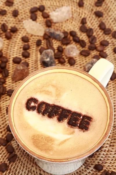 Leckerer Kaffee mit Milch — Stockfoto