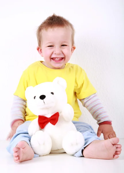 Niño sonriente — Foto de Stock