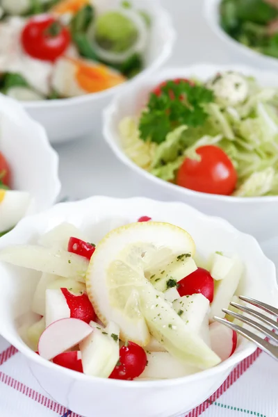 Saladas pequenas — Fotografia de Stock