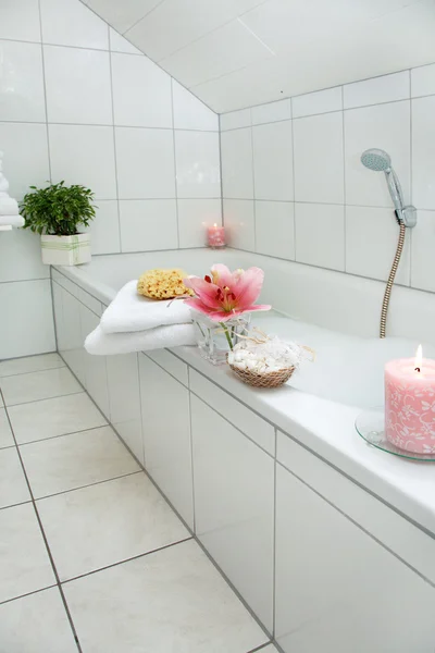 Detalle de baño en blanco —  Fotos de Stock