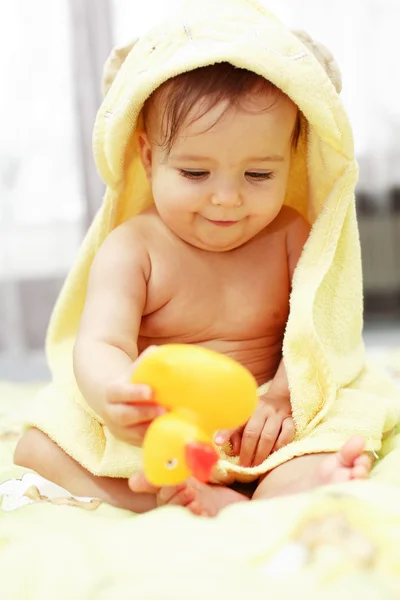 Ładny dziecka po kąpieli — Zdjęcie stockowe