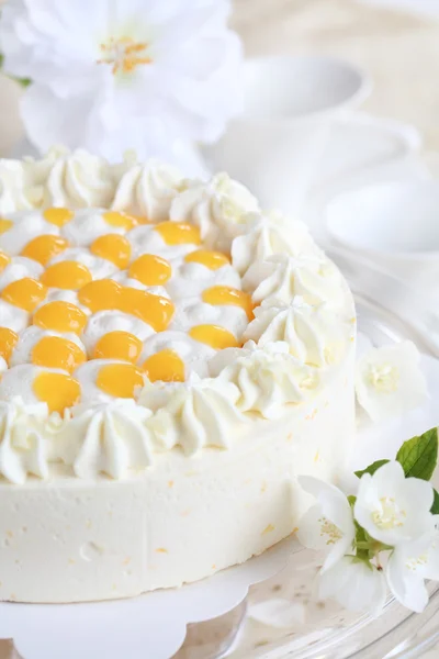 Yogurt cake with oranges — Stock Photo, Image