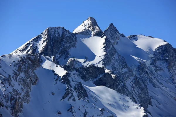 Schweizer Berge im Winter — Stockfoto