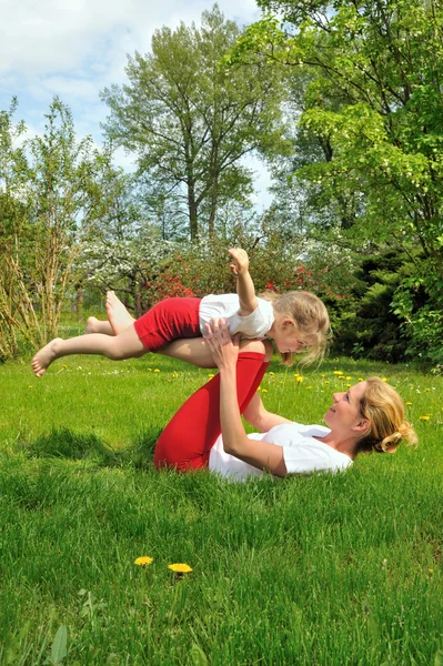 Madre e figlia - formazione — Foto Stock