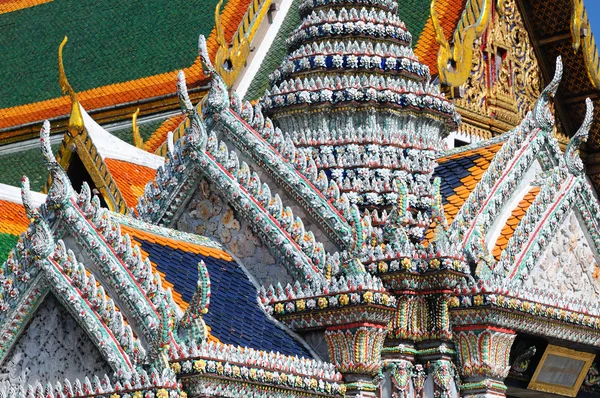 Detail of roofs at Grand palace — Stock Photo, Image